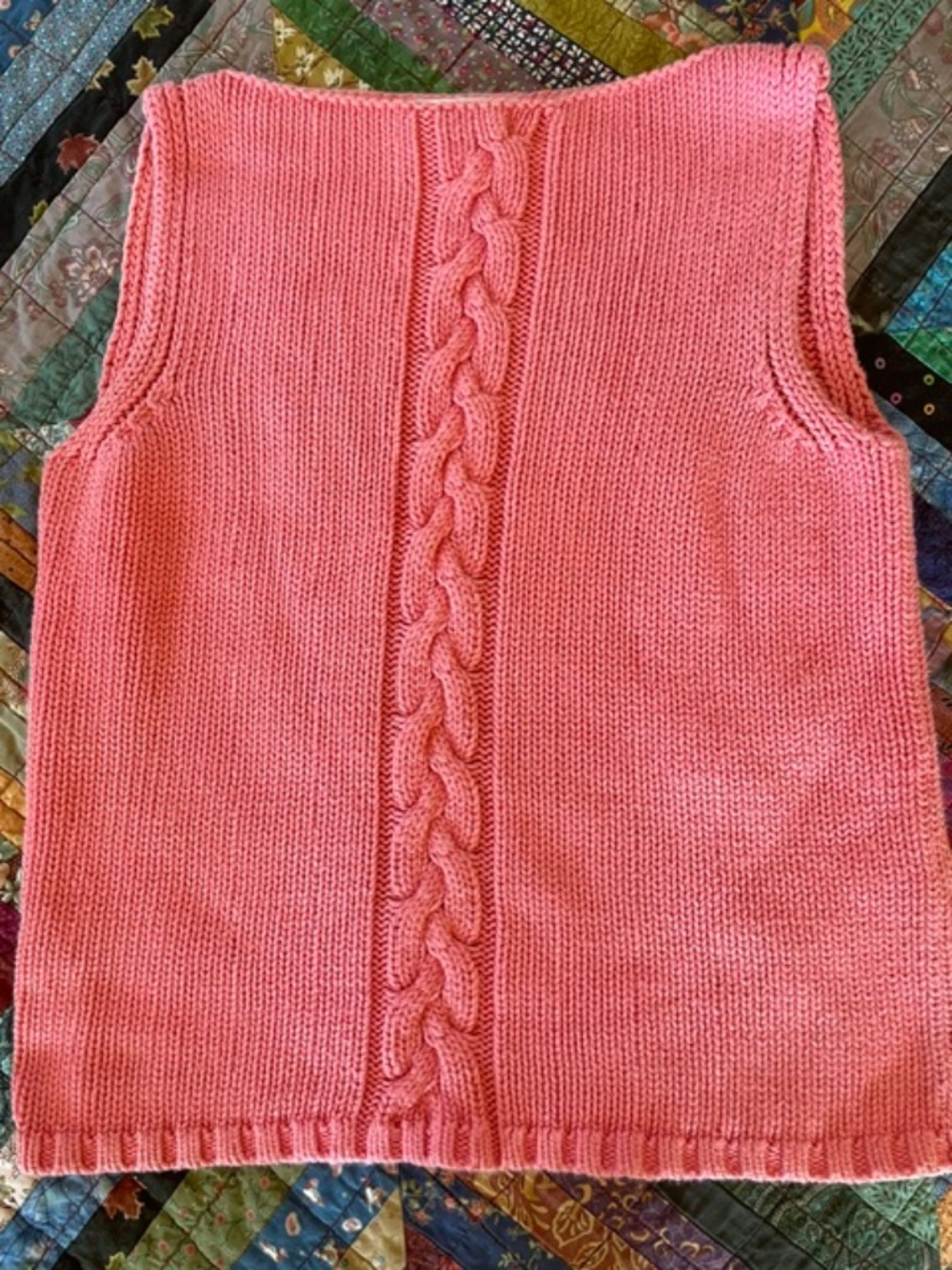 Pink knit sleeveless top
